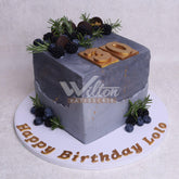 DD.55.a CUBE - Adult Birthday Cake - WILTON PATISSERIE